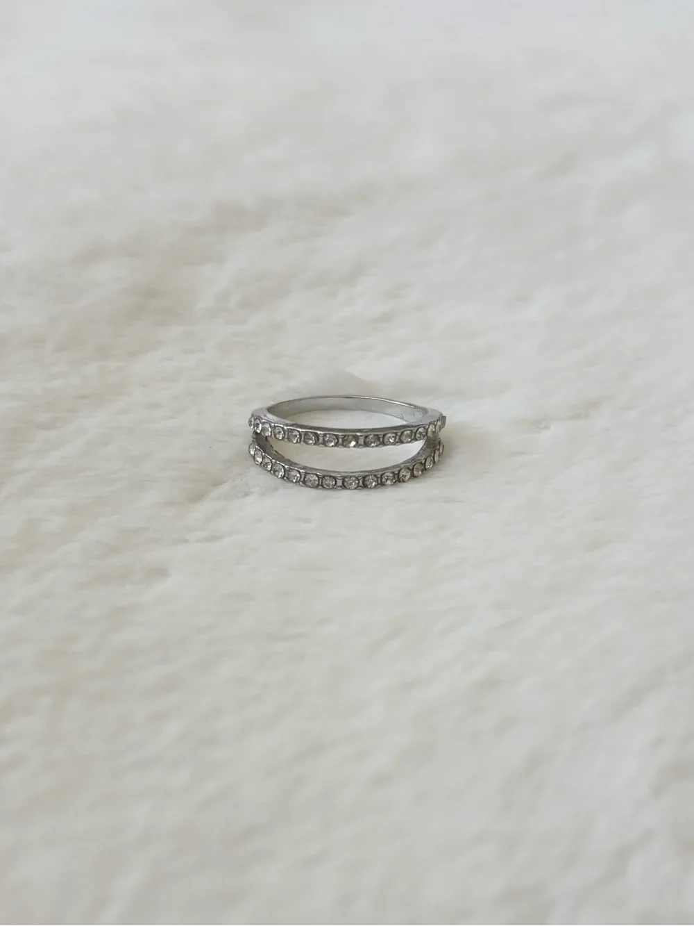 5/$15 🩷 MUST BUNDLE Silver Double-Row Crystal Stackable Ring - Women Jewelry